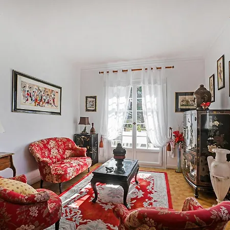 Holiday home Cozy In Saint-julien-les-rosie *