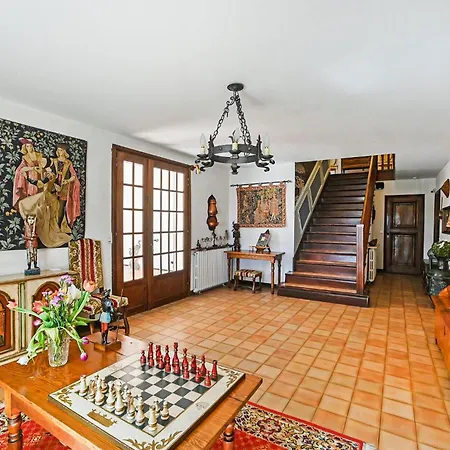 Cozy In Saint-julien-les-rosie Holiday home